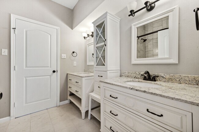 Building Photo - 3202 Breezy Pines Ct