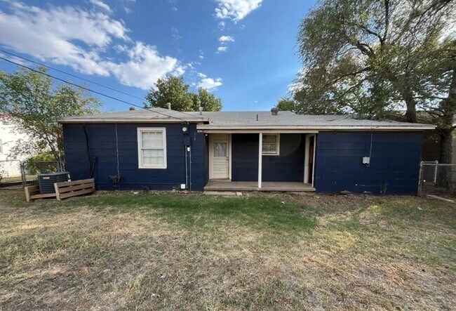 Building Photo - 2510 36th St