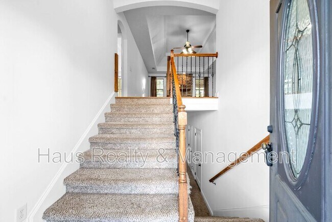 Building Photo - 961 Bonellis Ln