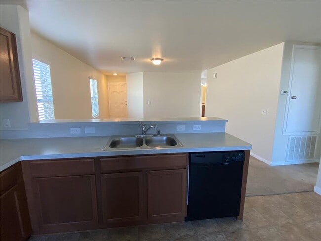 Building Photo - 6619 Alum Rock Ln