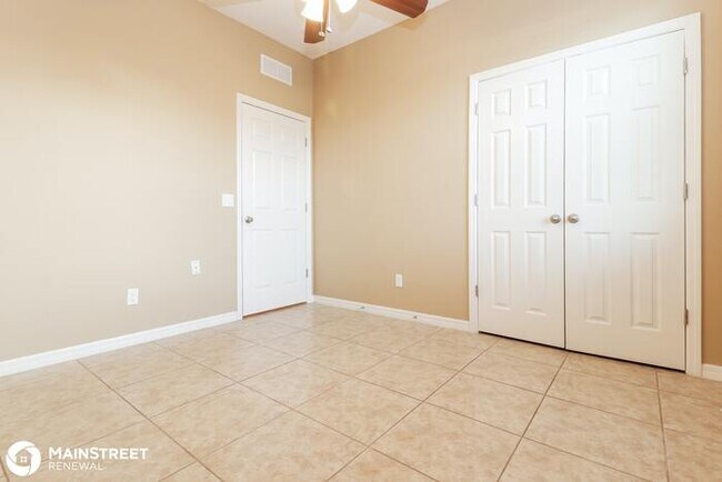 Building Photo - 723 SW 6th St, Cape Coral, FL 33991