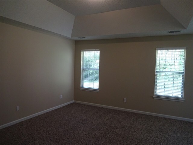 Building Photo - 115 Brookhaven Ln