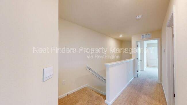 Building Photo - 102 Pomona Wy