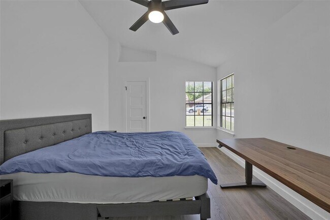 Building Photo - 12221 Little Fatima Ln