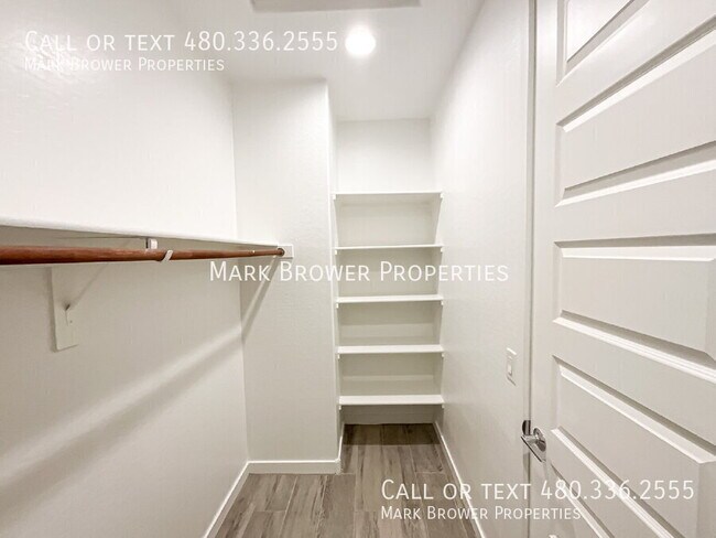 Building Photo - 100 E Virgo Pl