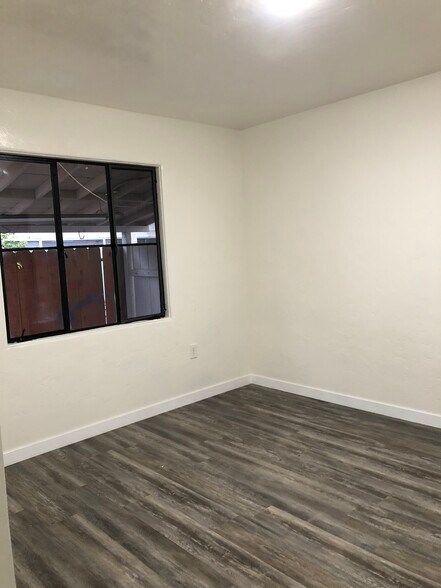 Building Photo - 1792 colfax dr