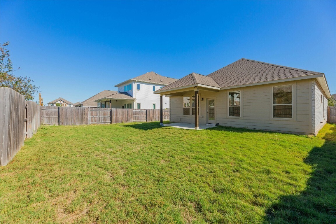 Building Photo - 20916 Brooklynn Melissa Dr