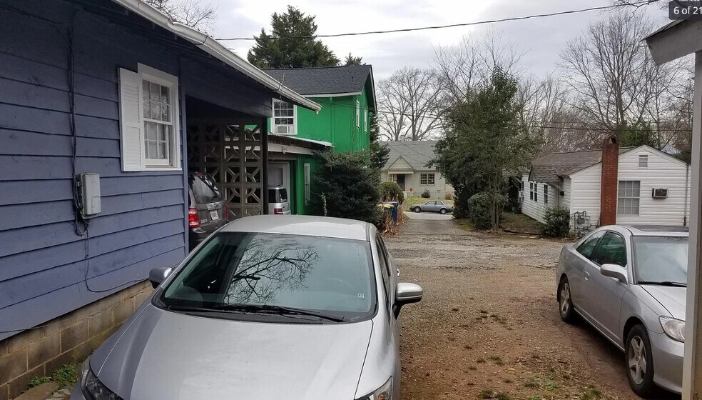 Building Photo - 185 Nantahala Ave