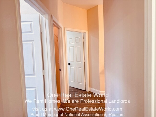 Building Photo - 13507 Summerton Dr