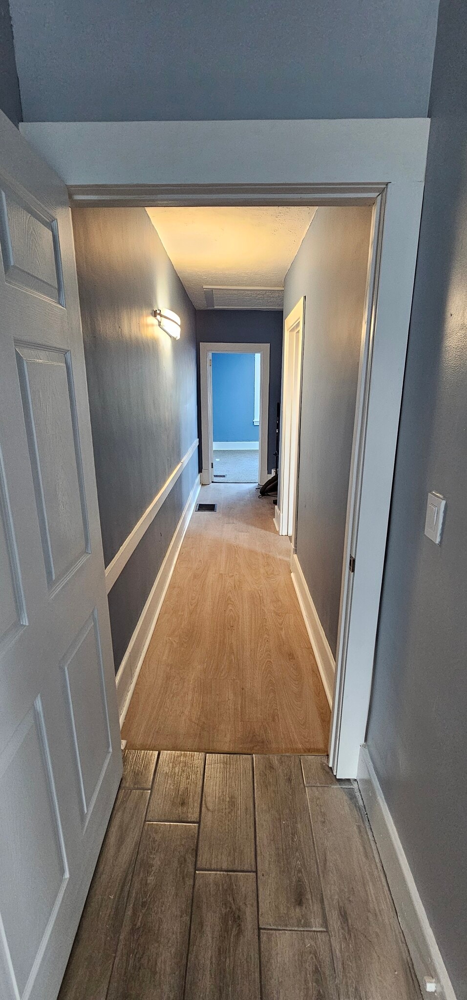 2nd floor hallyway - 313 Stratmore St