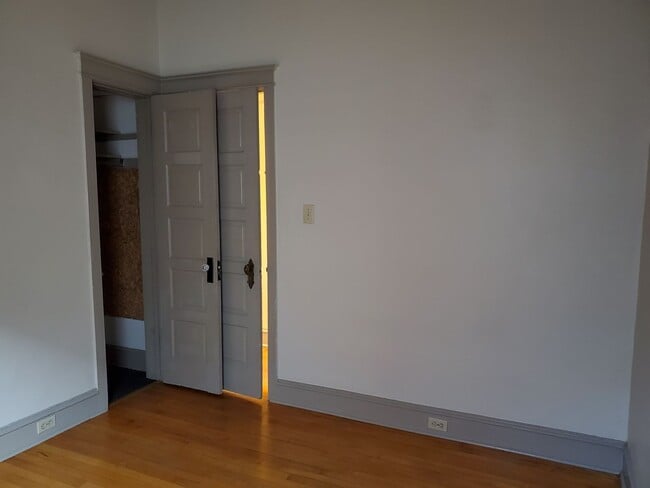 Building Photo - 1 Bedroom in Downtown Lancaster