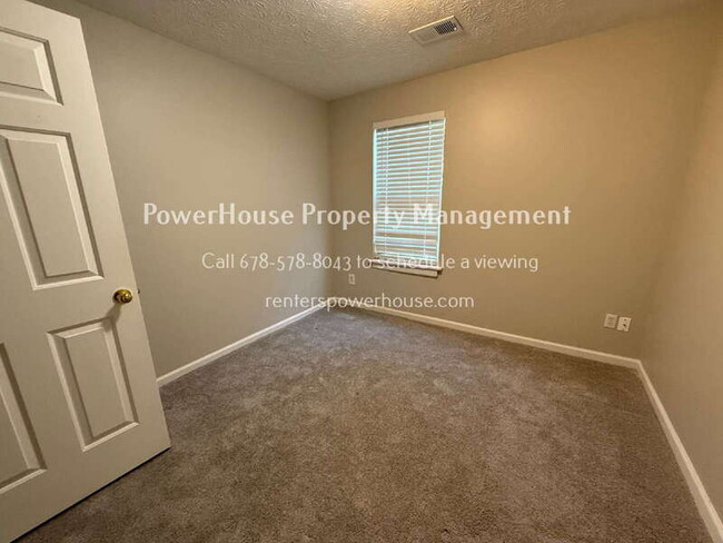 Building Photo - 217 Farmville Ct