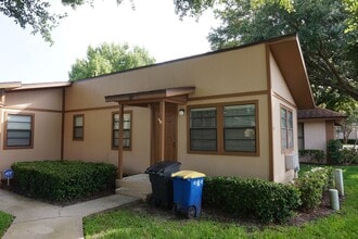 Building Photo - Ride your bike to Downtown Winter Garden Studio Available Now