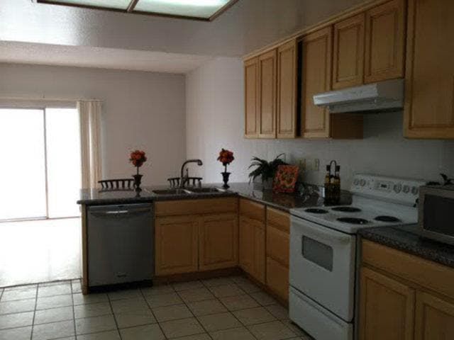 Building Photo - 4511 Leonato Way