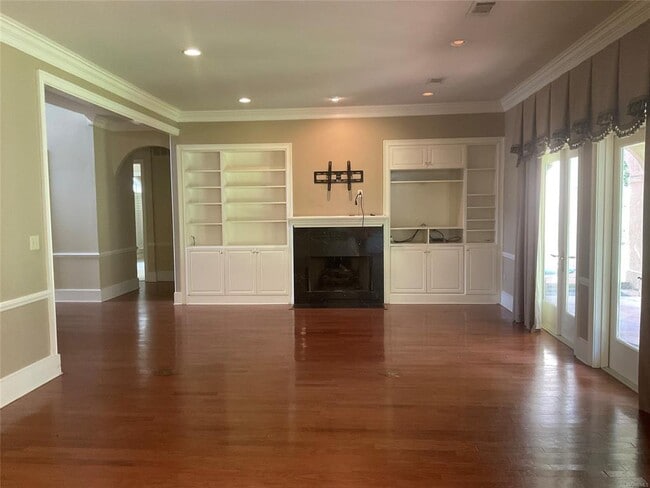 Building Photo - 56 Peachwood Dr