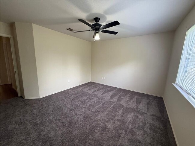 Building Photo - 224 Jim Miller Dr