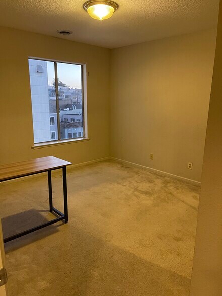 2 ND BEDROOM - 1120 Judah St