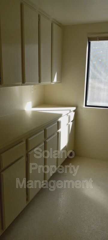 Building Photo - 3210 Mustang Cir