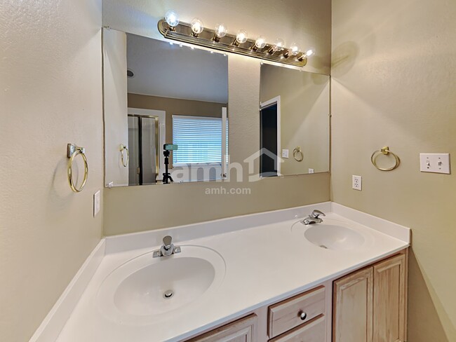 Building Photo - 7914 Clear Fork Trail