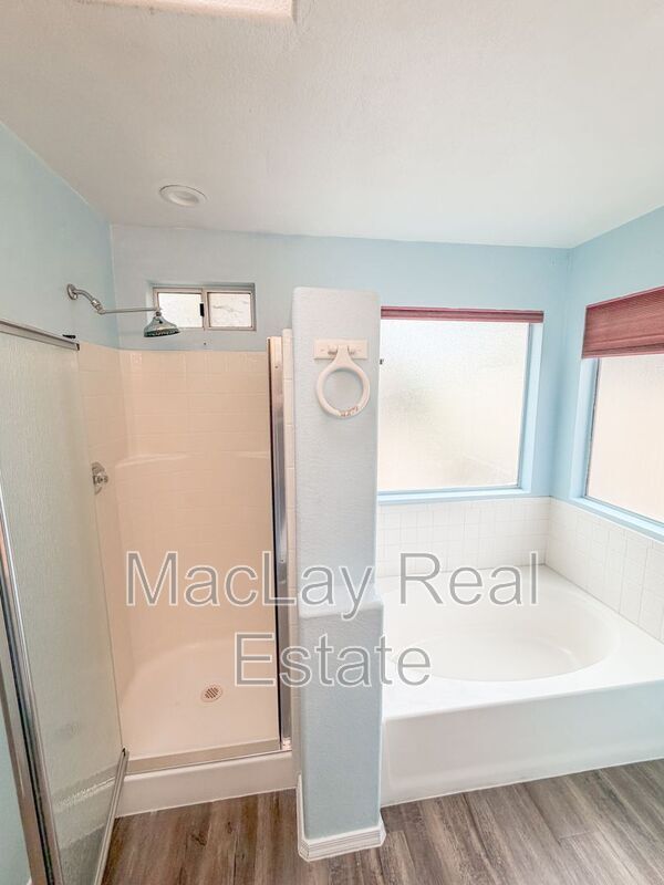 Building Photo - 2934 E Blackhawk Dr