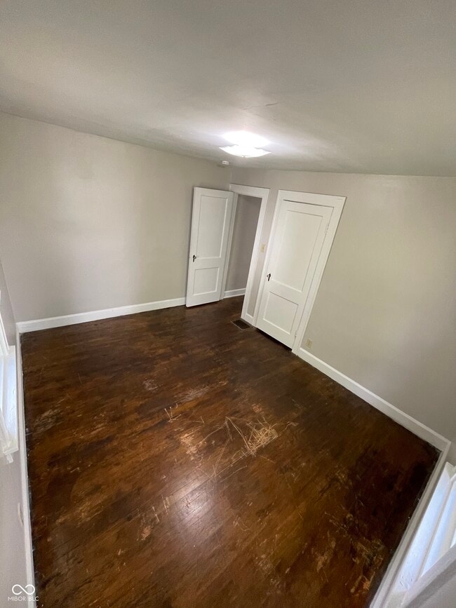 Building Photo - 841 N Emerson Ave