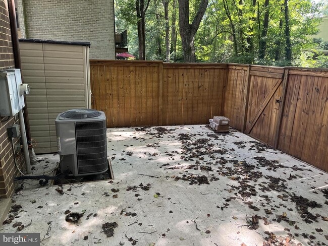 Building Photo - 2016 Headlands Cir