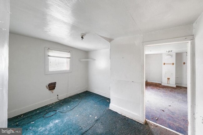 Building Photo - 436 Duke St