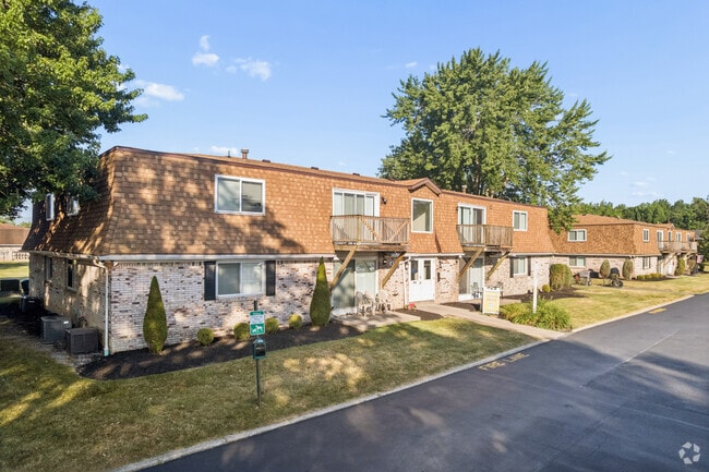 Building Photo - Liberty Square Apartments