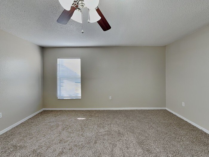 Building Photo - 7691 Canterbury Cir