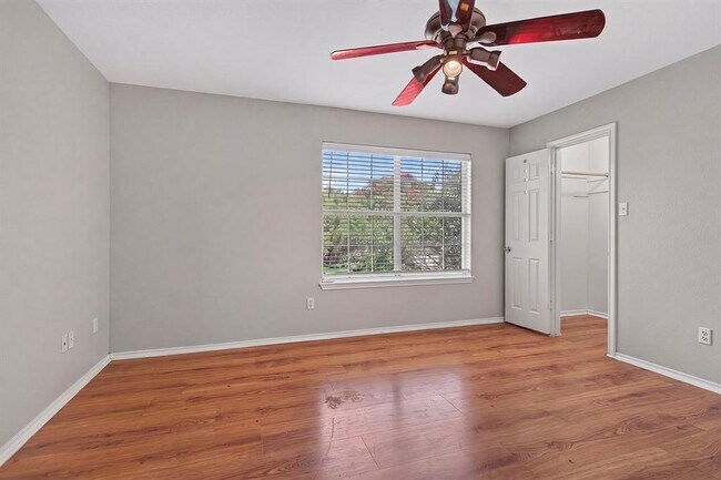 Building Photo - 7021 Gentle Oak Dr