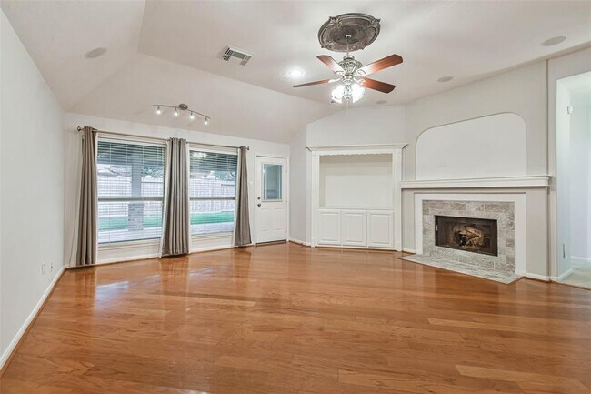 Building Photo - 20942 Wind Field Ln