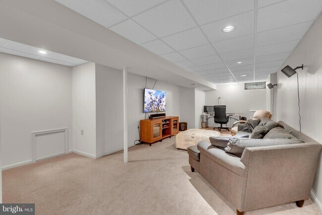 Building Photo - 1402 Bermuda Dunes Ct