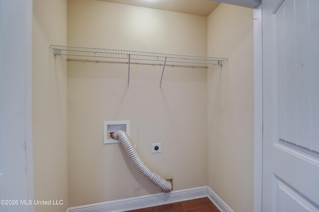 Building Photo - 17986 Restoration Cir