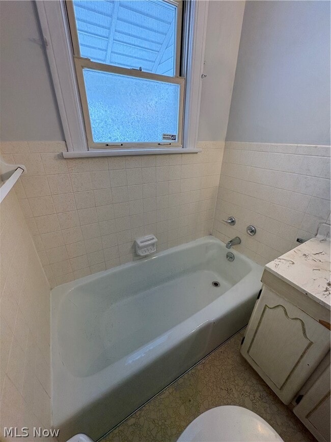 Building Photo - 751 Wilbur Ave