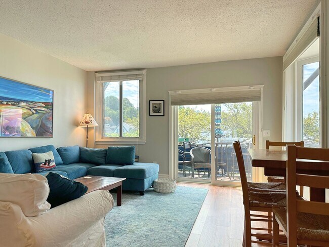 Building Photo - Winter Rental: Pirate's Cove (Pet-friendly!)