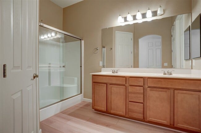 Building Photo - 3 Bedroom, 2 bath home in Granville
