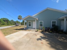 Building Photo - 20516 Verona St