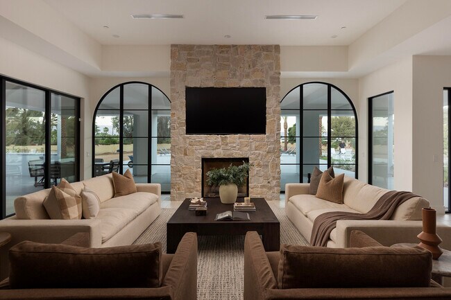 Building Photo - 80805 Vista Bonita Trail