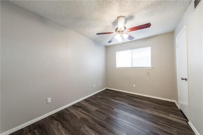 Building Photo - 4100 Avenue C