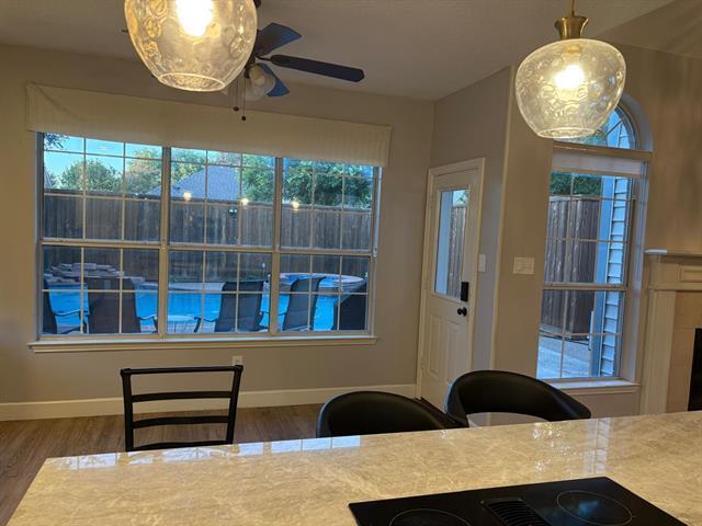 Building Photo - 2113 Cannes Dr