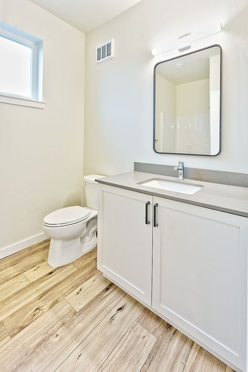 Alder Floorplan - Bathroom - Alpengrove