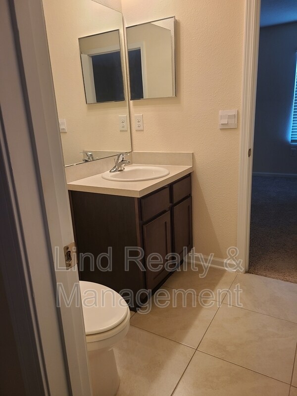 Building Photo - 7737 Legacy Trl