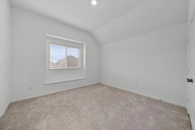 Building Photo - 3704 Field Coast Ln