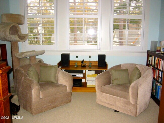 Building Photo - 31 Porcher Pinkney