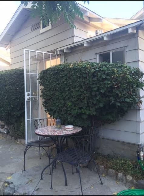 Backyard 2 - 3226 Montrose Ave