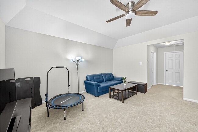 Building Photo - 21319 Tropisea Dr