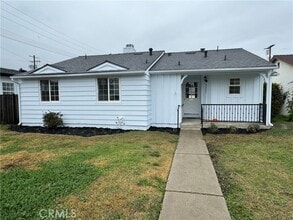 Building Photo - 22051 Vanowen St