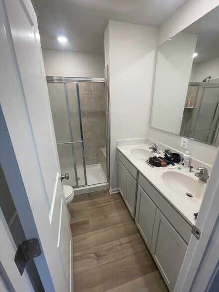 Building Photo - 67 Short Branch Dr