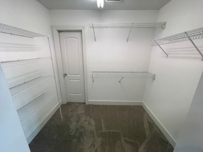 Building Photo - 165 Alligator Bay