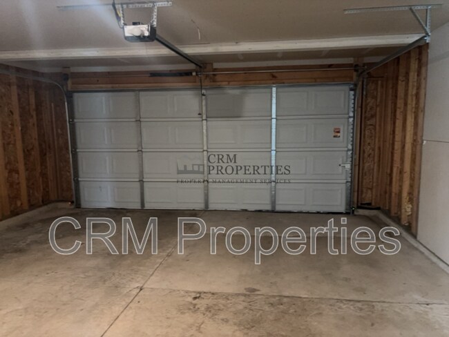 Building Photo - 1500 S 23rd St